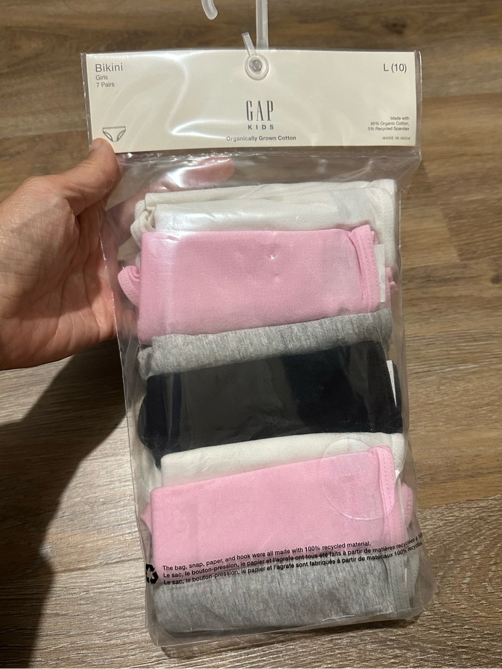 NWT Gap Kids Organic Stretch Cotton Bikini Briefs (7-Pack) in Girls Size L (10)